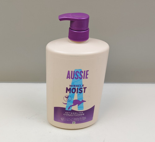 Aussie miracle moist - aussie,